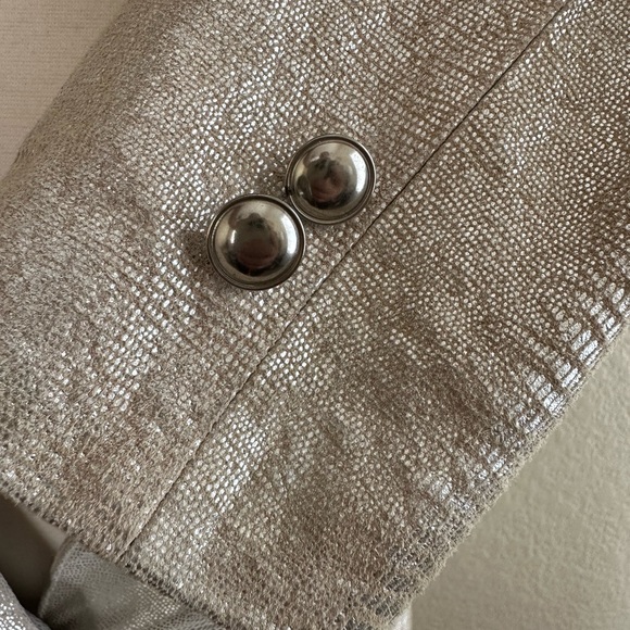 WENDY HIL LEATHER JACKET, SILVER. - Picture 5 of 5